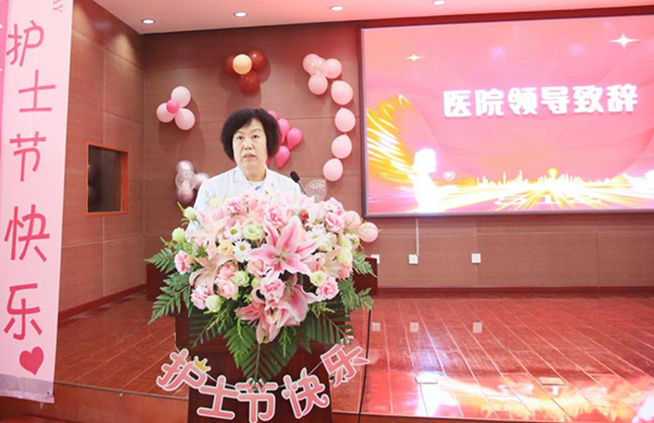 【护士节系列活动二】提灯引路，与爱同行——北京市平谷区中医医院举办2025年“5.12”国际护士节庆祝表彰大会